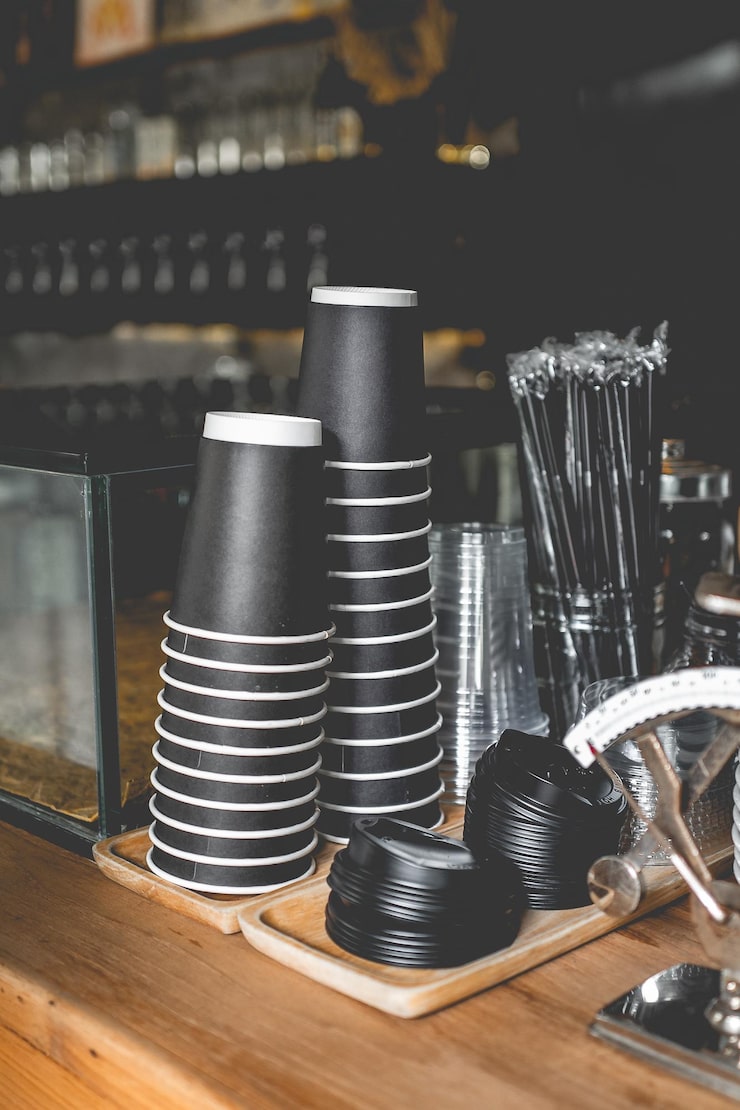 close-up-objects-table_1048944-5163469