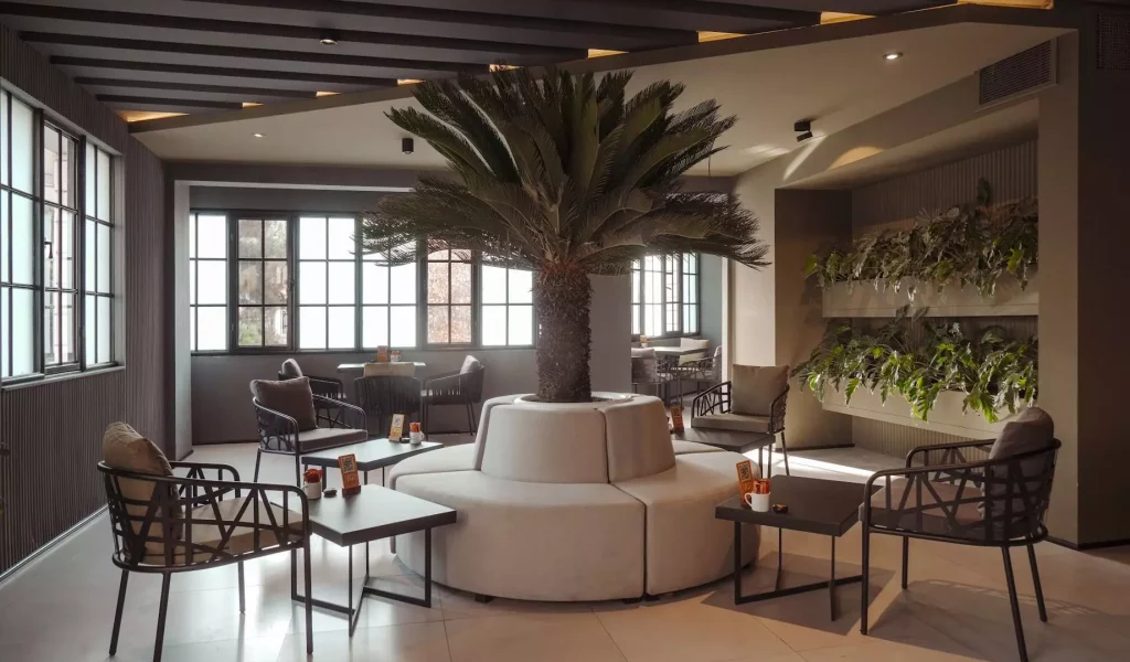 a9bce37b-40da-43d8-b273-b50d79068e77